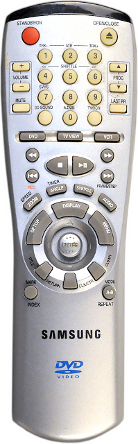 Eredeti távirányító.